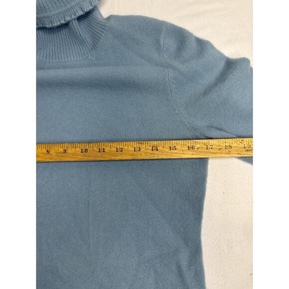 Ladies Vintage 90’s Baby Blue Wool Ruffle Turtleneck Sweater Size Small0 - Picture 5 of 6